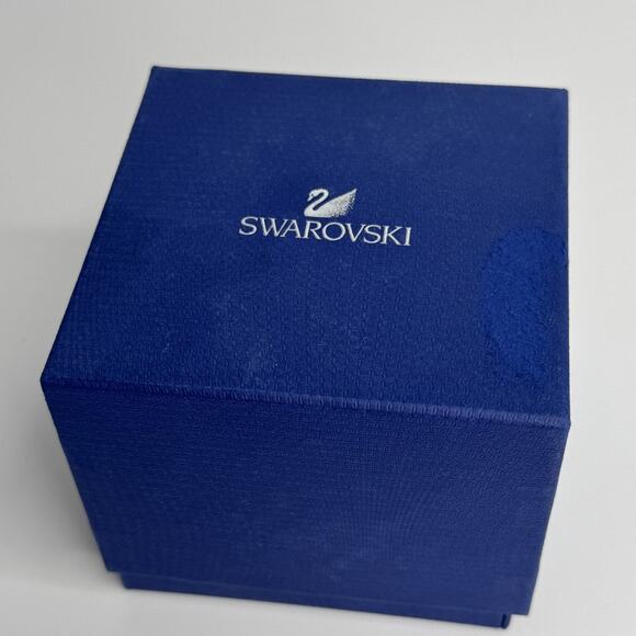 SWAROVSKI GRAY LEATHER MOTHER OF PEARL DIAL WATCH main image 11